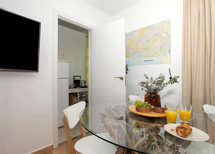 Sunny Two-bedrooms
